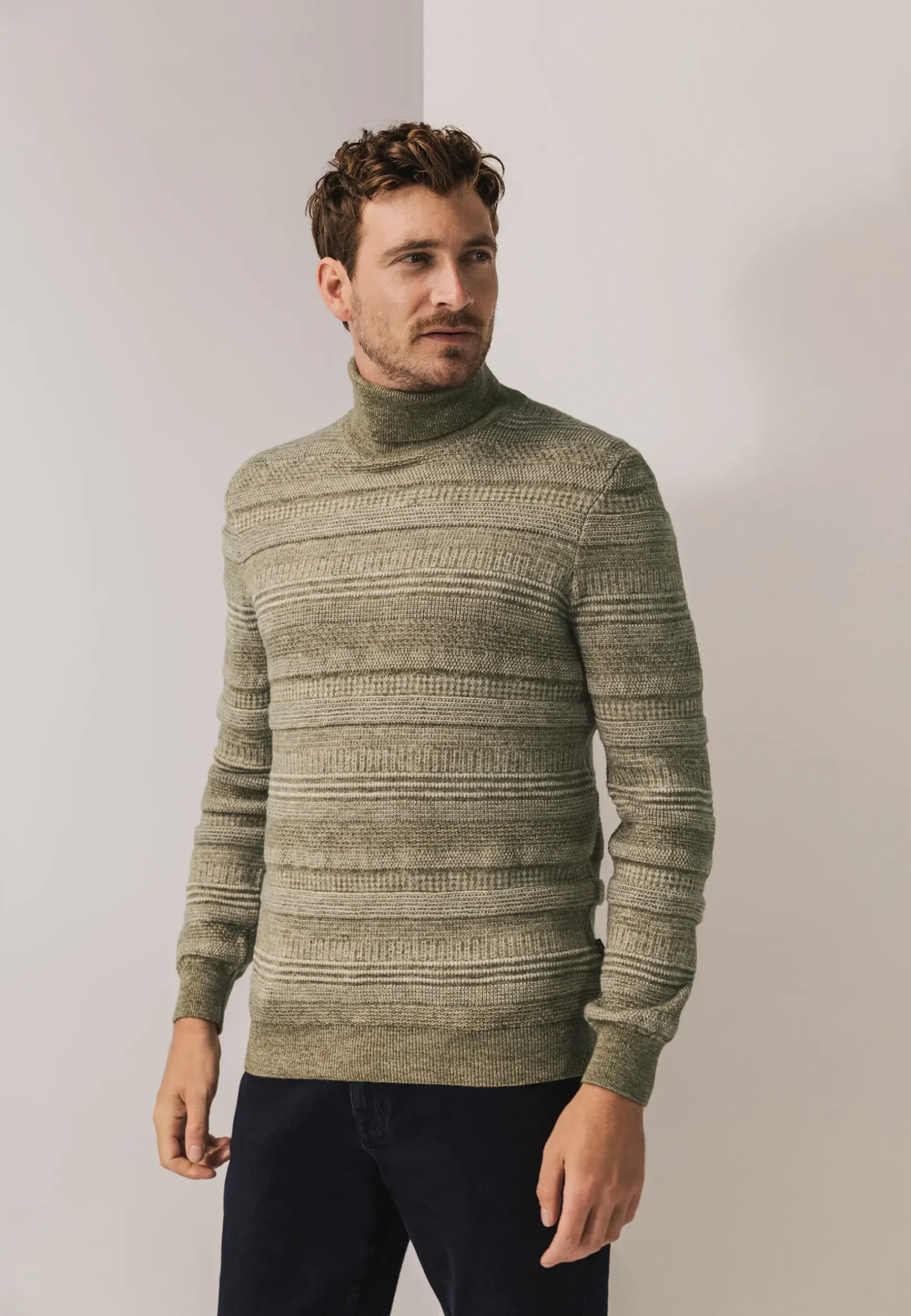 Coltrui met structuurpatroon Truien