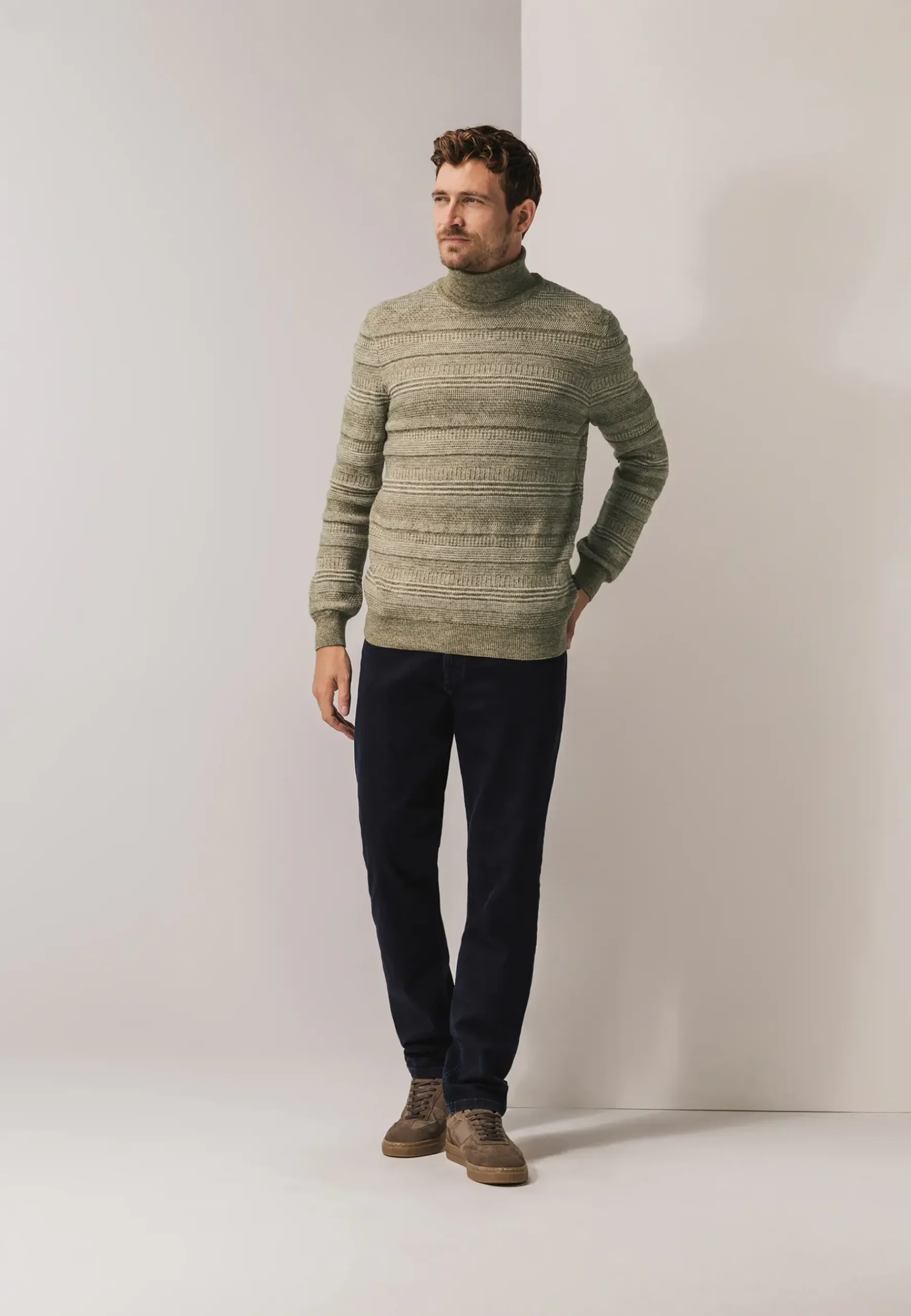 Coltrui met structuurpatroon Truien