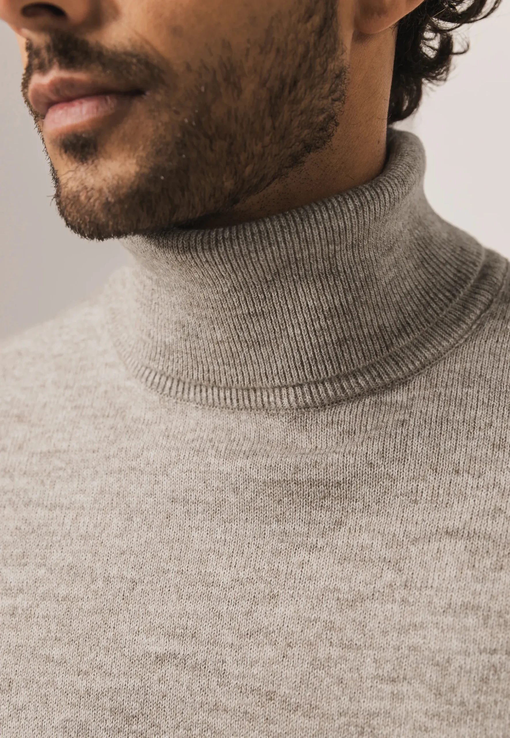 Discount Coltrui van een acrylmix Truien