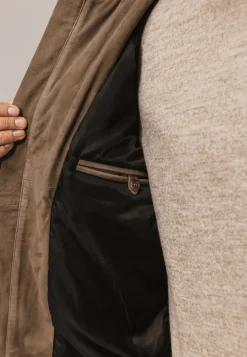 Geitensuède jas met klep- en steekzakken Jassen