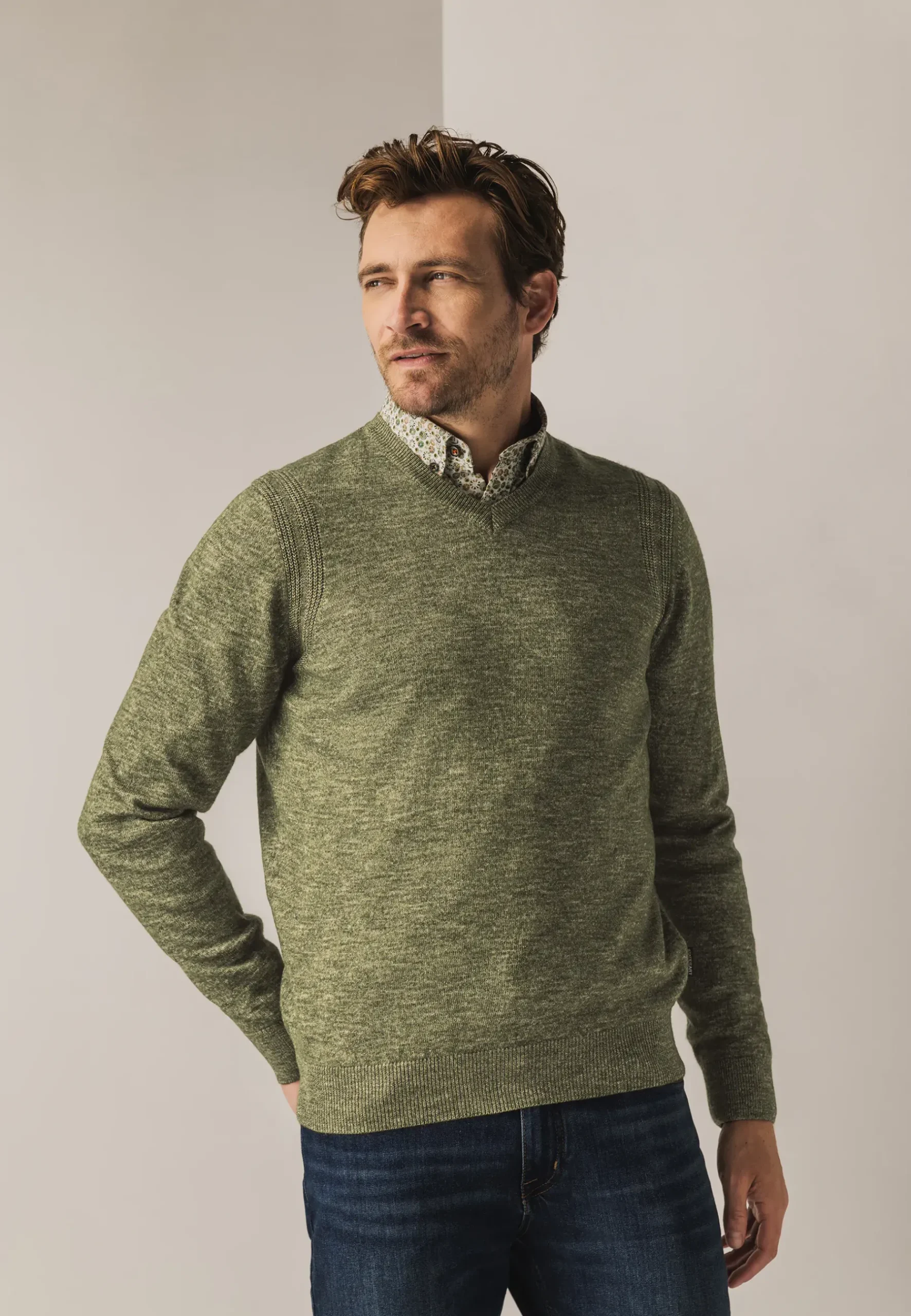 Outlet Gemêleerde trui met ribdetails Truien