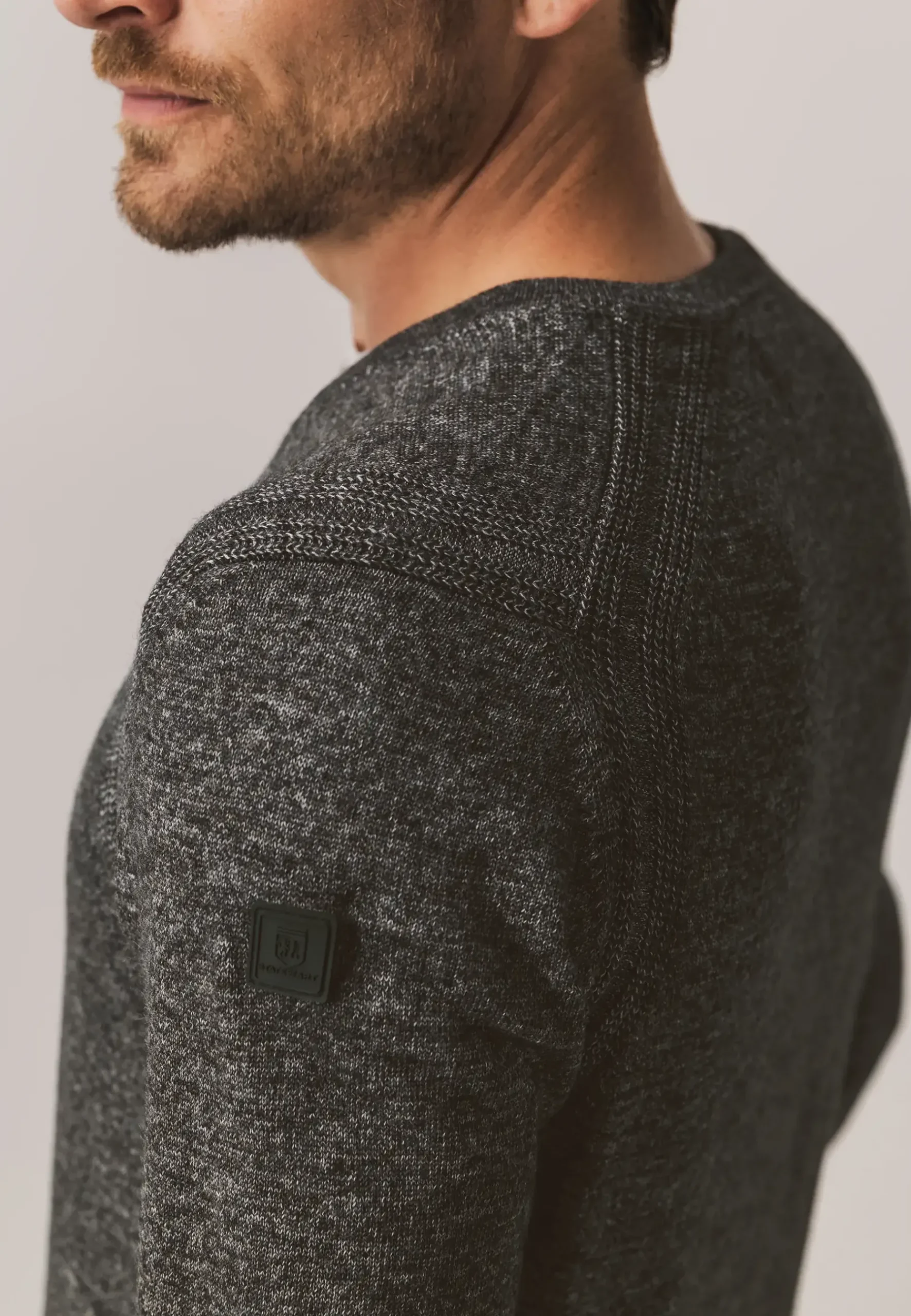 New Gemêleerde trui met ribdetails Truien