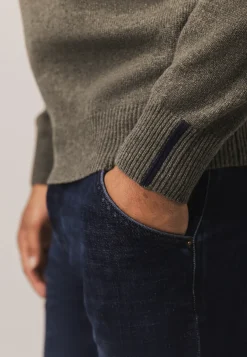 Hot Lamswollen trui met zadelmouwen Truien